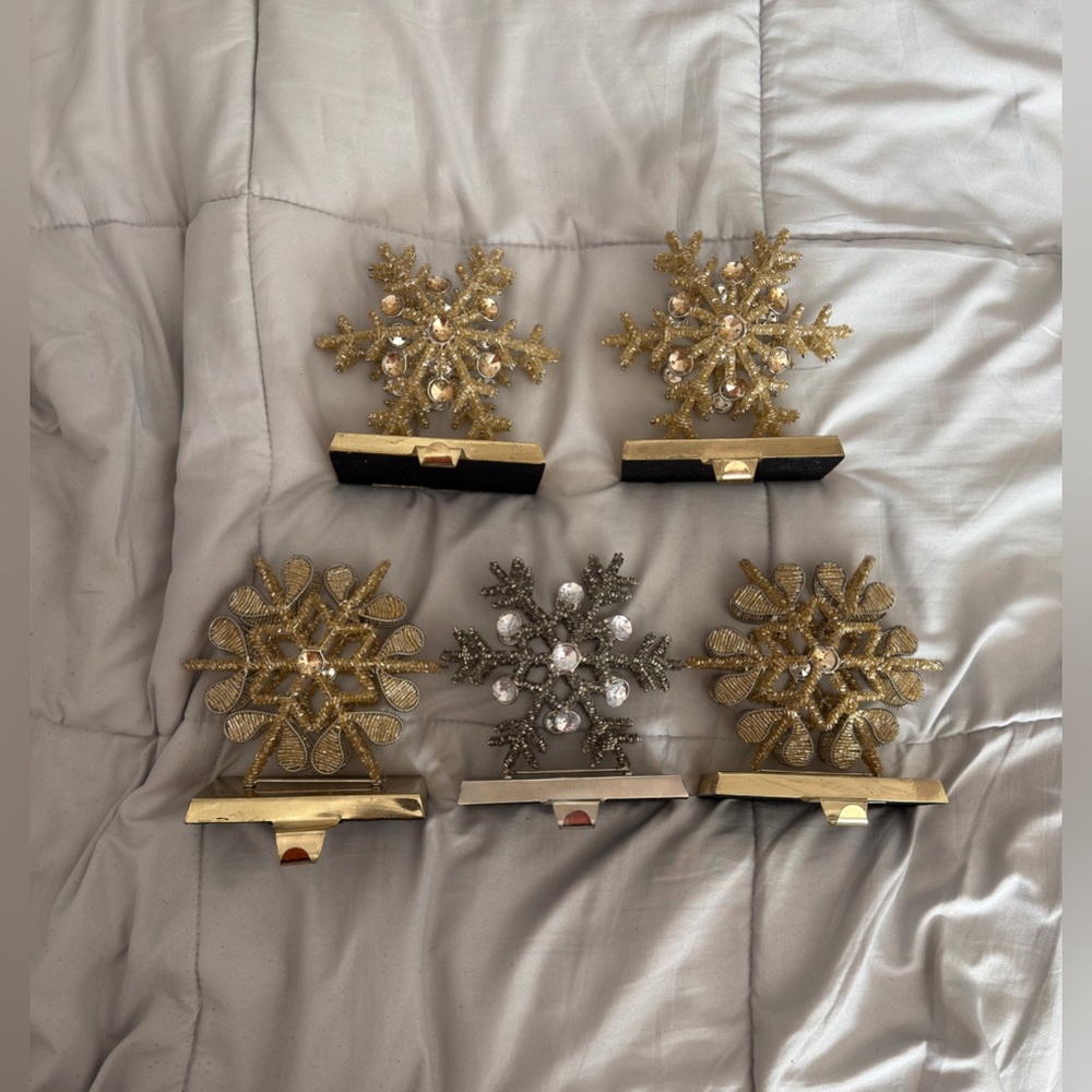 5 Christmas Sparkly Rich Metal Crackle Stars Stocking Holders - Gold & Silver